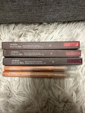 AVEDA Feed My Lips Lip Liners & Primers – kola, spiced peach and currant